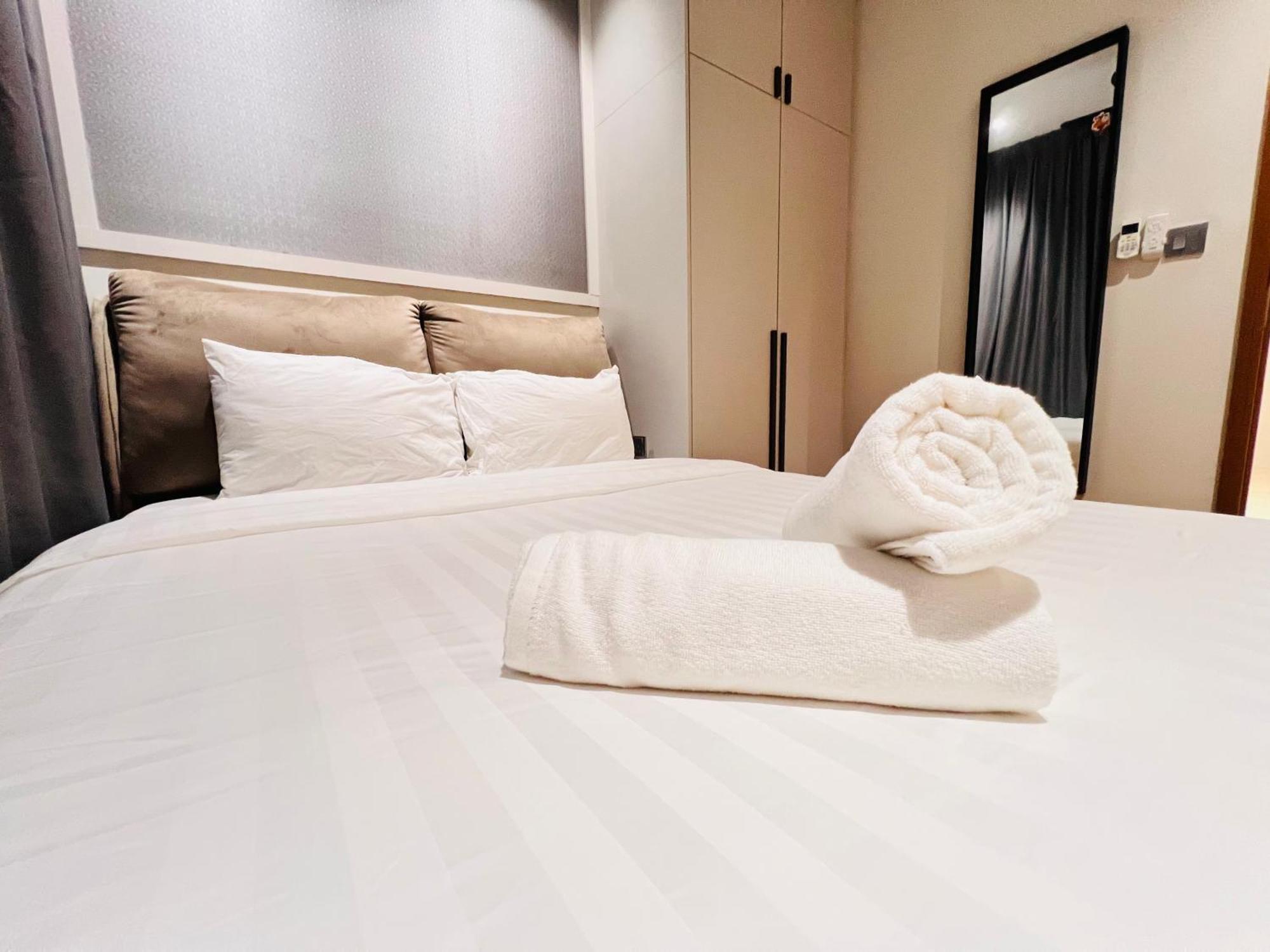 Sky Suites At Klcc By Mitstay Kuala Lumpur Room photo